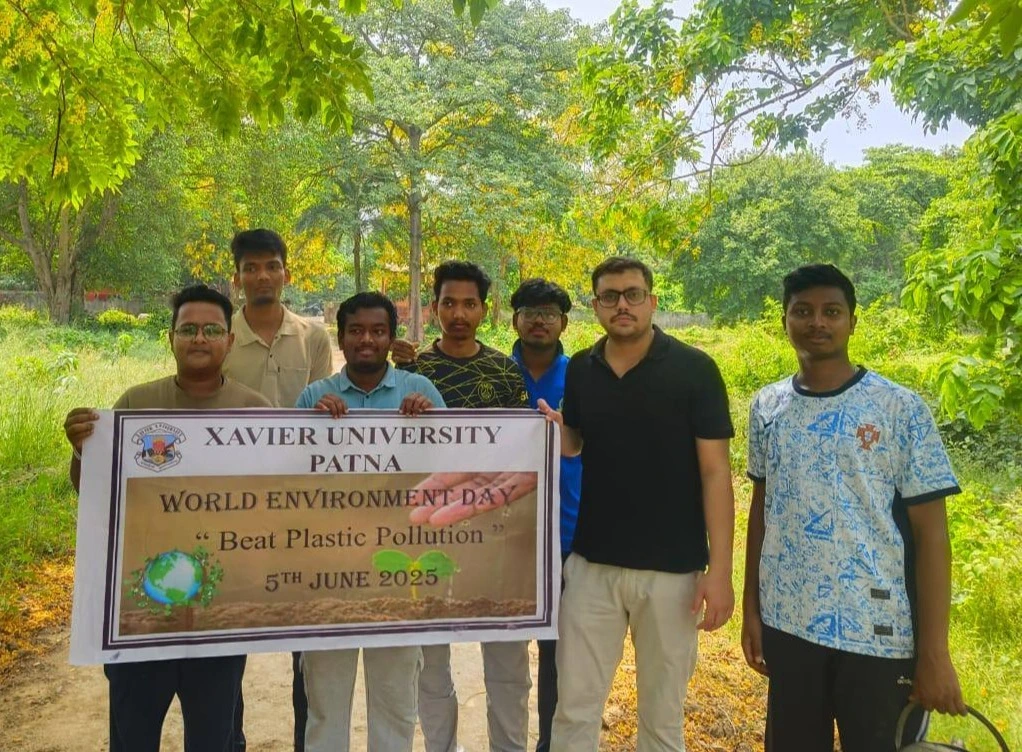 AICUF volunteers planting trees in Patna